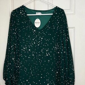 M Qearal Blouse Green with stars